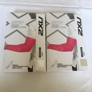 SOLD ⛹🏻‍♀️ 2XU Compression Flex Arm Sleeve, sold in pairs NWT